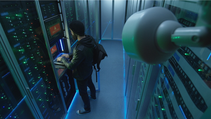 7 Tips Supaya Kamera HP Tak Diintip Hacker